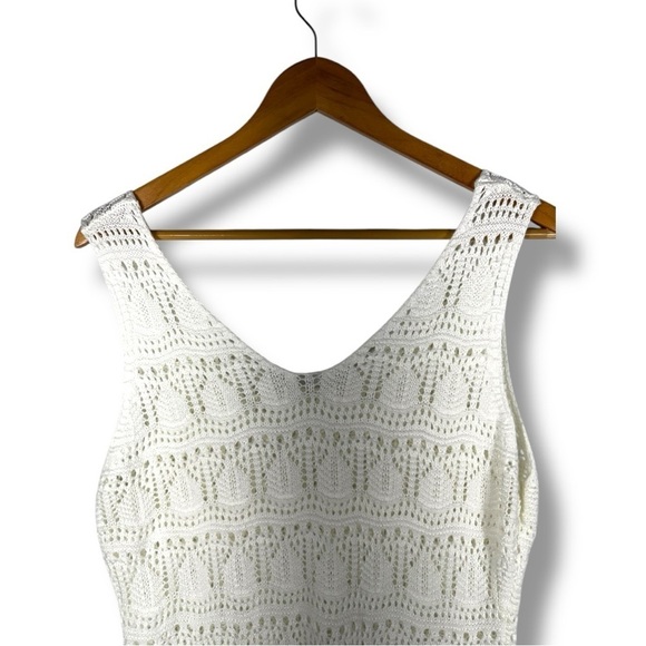 Pointelle Crocheted V Neck Scalloped Hem Tank Sweater, Ivory Cream, Size Large - Picture 9 of 10